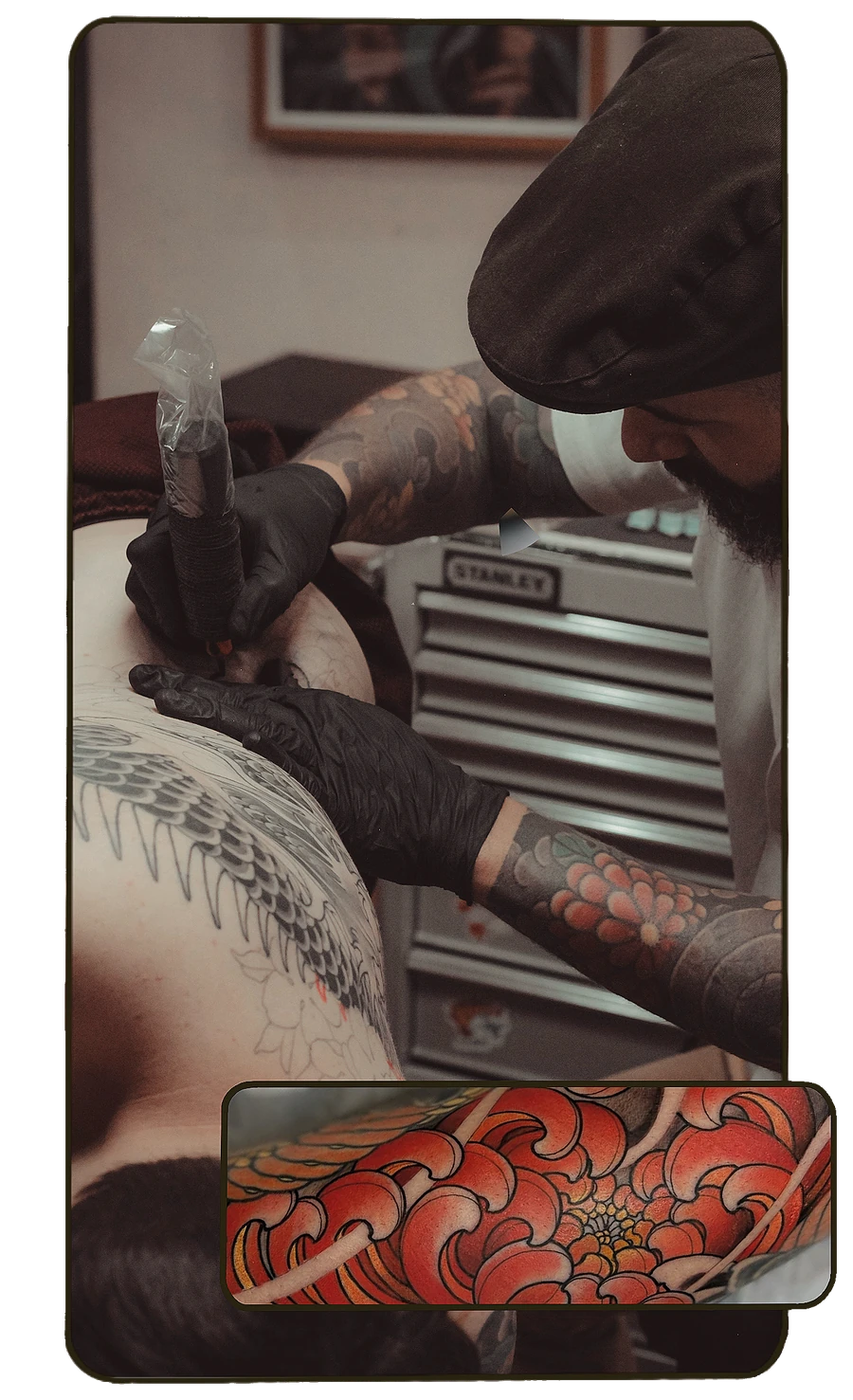 Denis Vazios executando a tatuagem nas costas do cliente